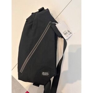 Lululemon Fast Track Bag 2.0 9L Black Crossbody Shoulder Bag LU9CDGS New